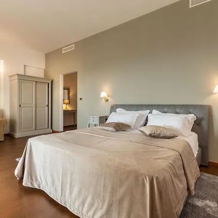 Wine Cattunar Brtonigla