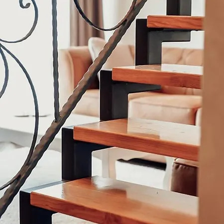 Wine Cattunar Hotell