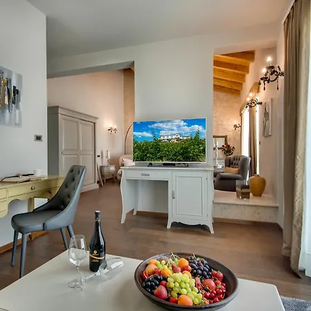 Wine Cattunar 5*