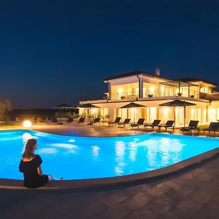 Wine Cattunar Brtonigla