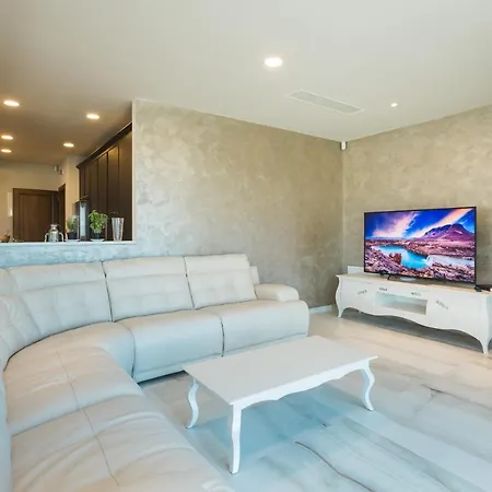 Hotel Wine Cattunar Brtonigla