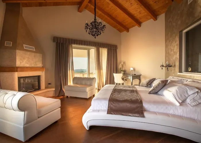 Wine Cattunar 5* 브르토니글라