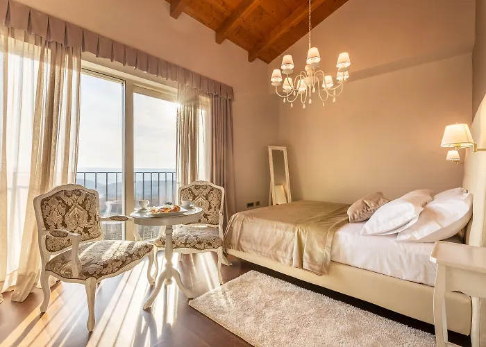 Wine Cattunar 호텔