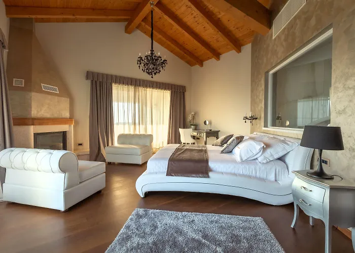 호텔 Wine Cattunar 5*