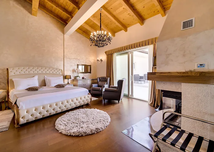 호텔 Wine Cattunar 5*