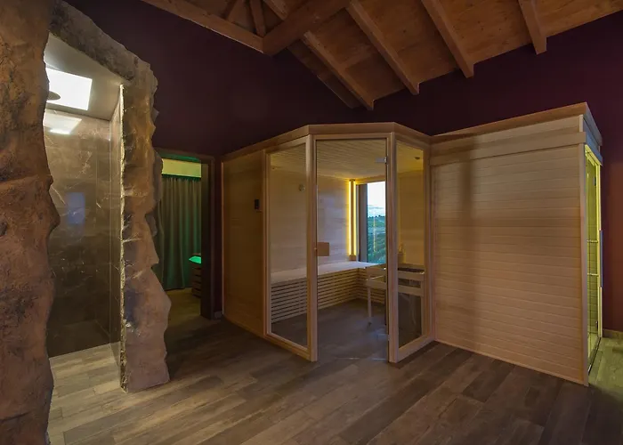 Wine Cattunar 브르토니글라