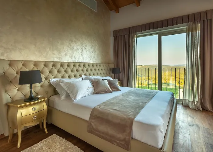 Wine Cattunar 호텔 브르토니글라