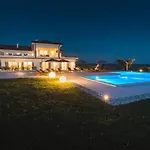 Hotel Wine Cattunar
