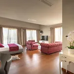 Wine Cattunar Hotel