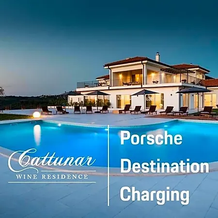 Wine Cattunar Hotel Brtonigla