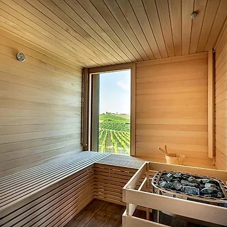 Wine Cattunar Otel Brtonigla