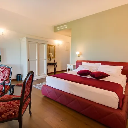 Hotel Wine Cattunar