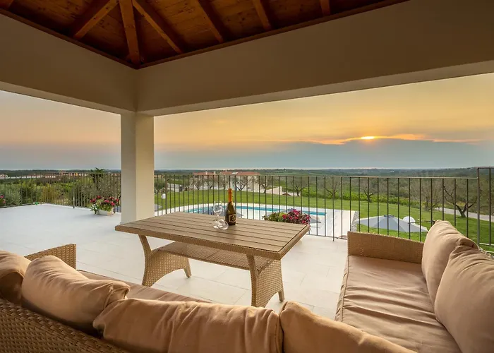 Wine Cattunar Brtonigla