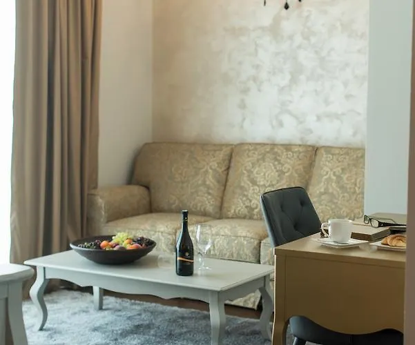 Hotel Wine Cattunar 5*